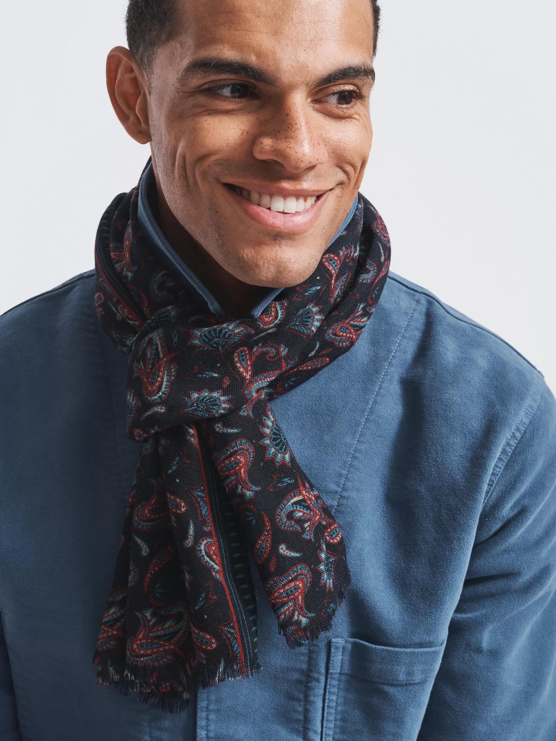 Outlet Aubin Caversham Printed Scarf Black Paisley