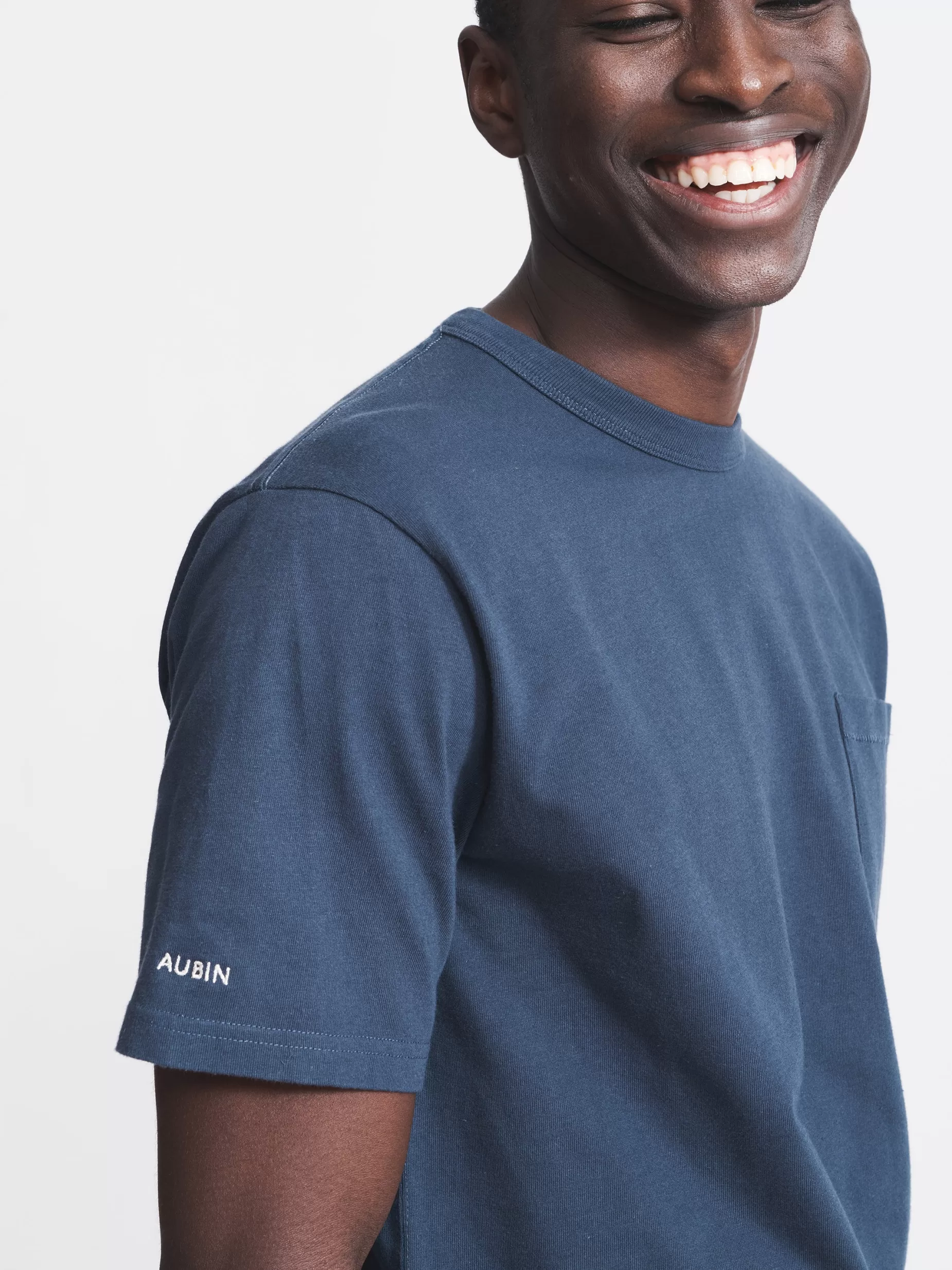 New Aubin Newburgh Relaxed Tee Navy